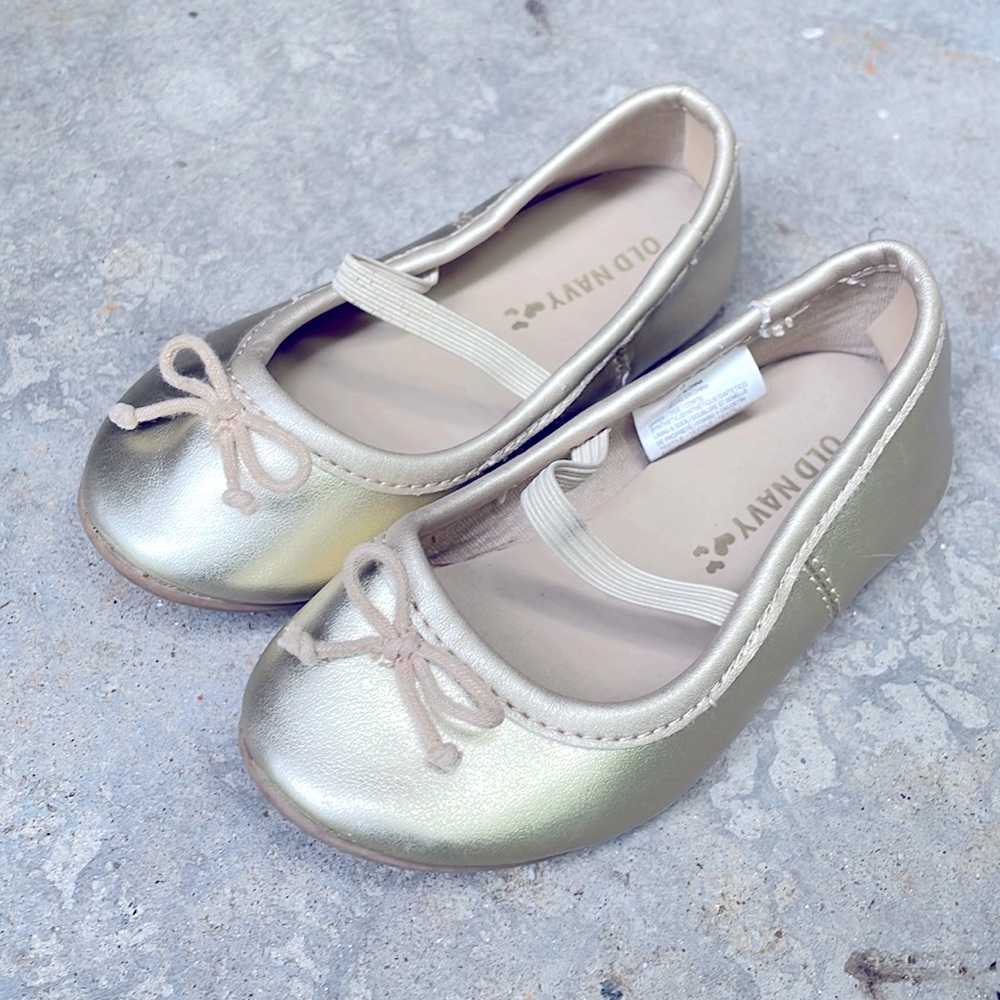 Toddler girls size 7 Old Navy ballet flats